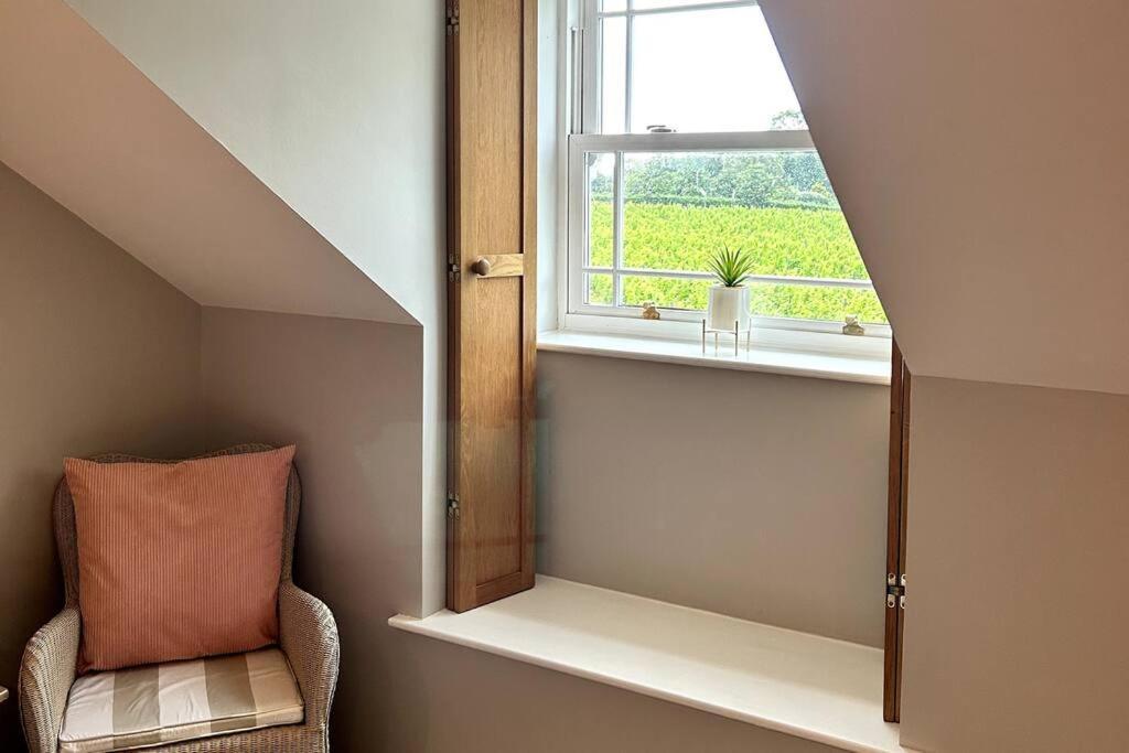 Vineyard Country Cottage Llanerch-Aeron Esterno foto