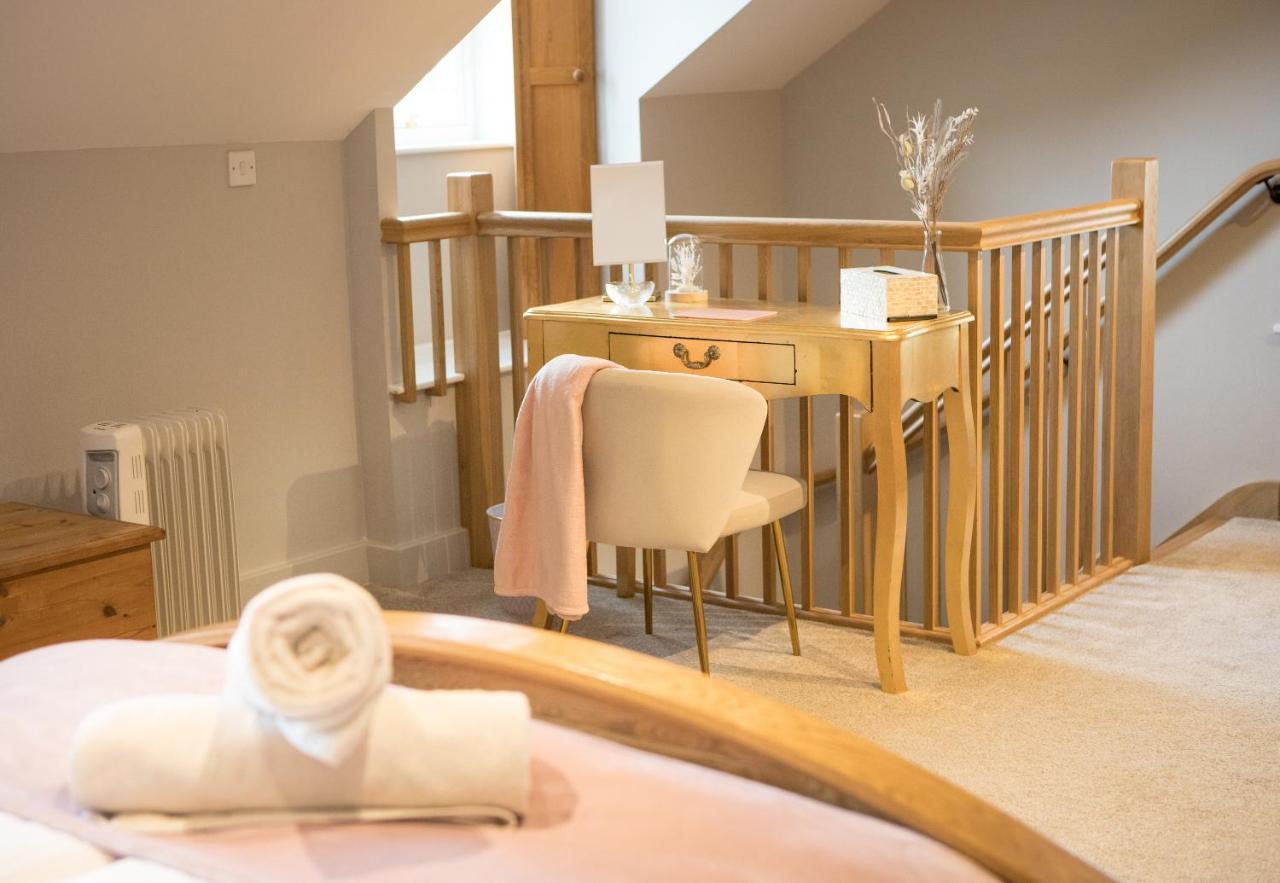 Vineyard Country Cottage Llanerch-Aeron Esterno foto